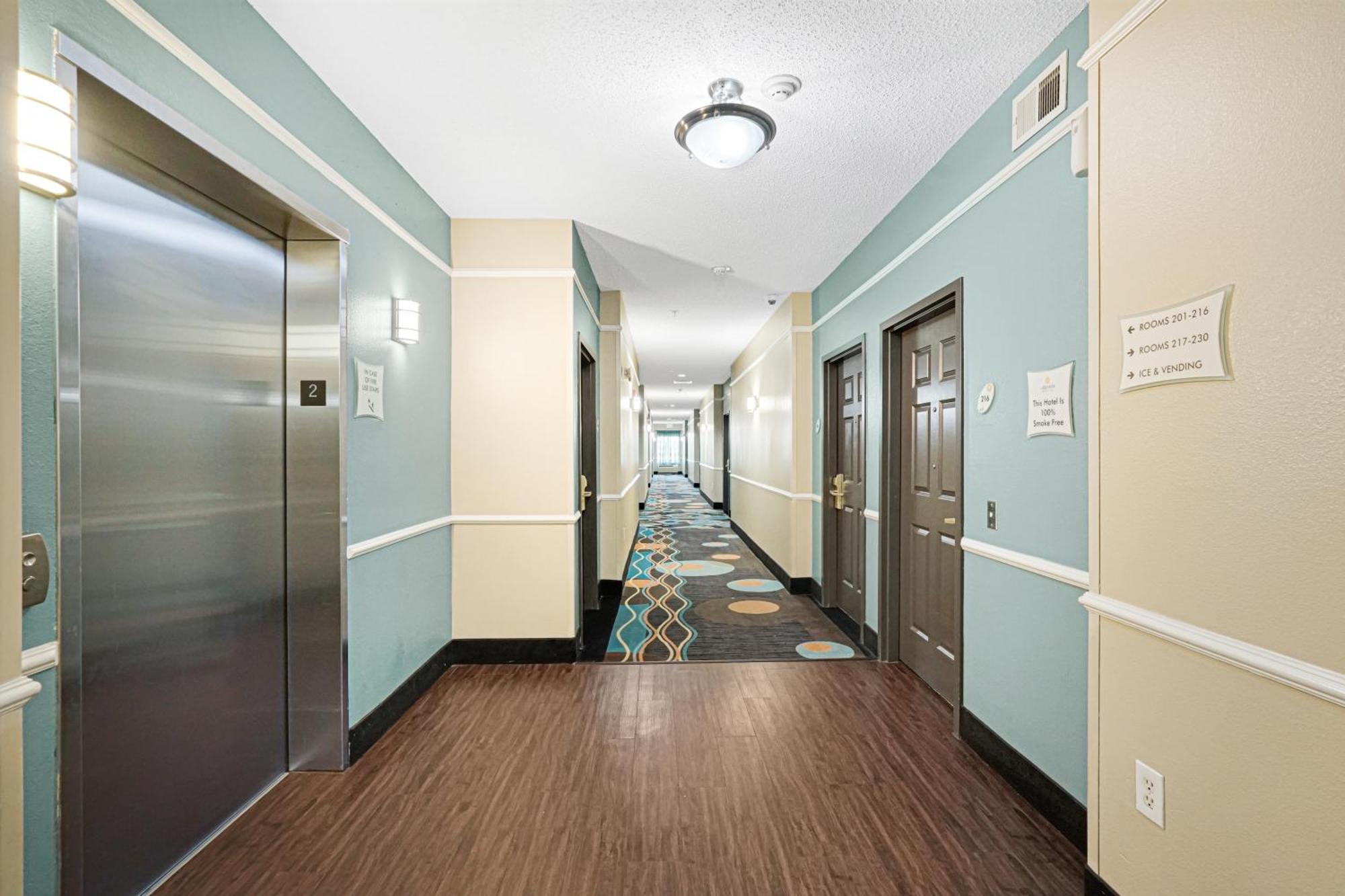Hotel La Quinta By Wyndham Houston Hobby Airport Exterior foto